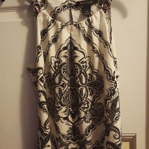 White house/ Black Market! Fancy Top